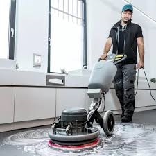 Kỹ Thuật Vệ Sinh Công Nghiệp Xử Lý Vết Xi Măng, Sơn, Keo Trên Mọi Loại Sàn