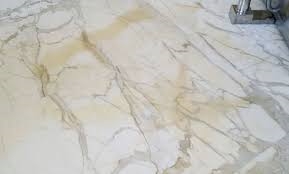 Phục Hồi Hay Thay Mới? Phân Tích Chi Phí Đánh Bóng Sàn Đá So Với Thay Thế